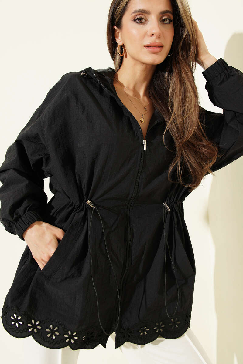 Trenchcoat mit Stickerei-Details und Kapuze