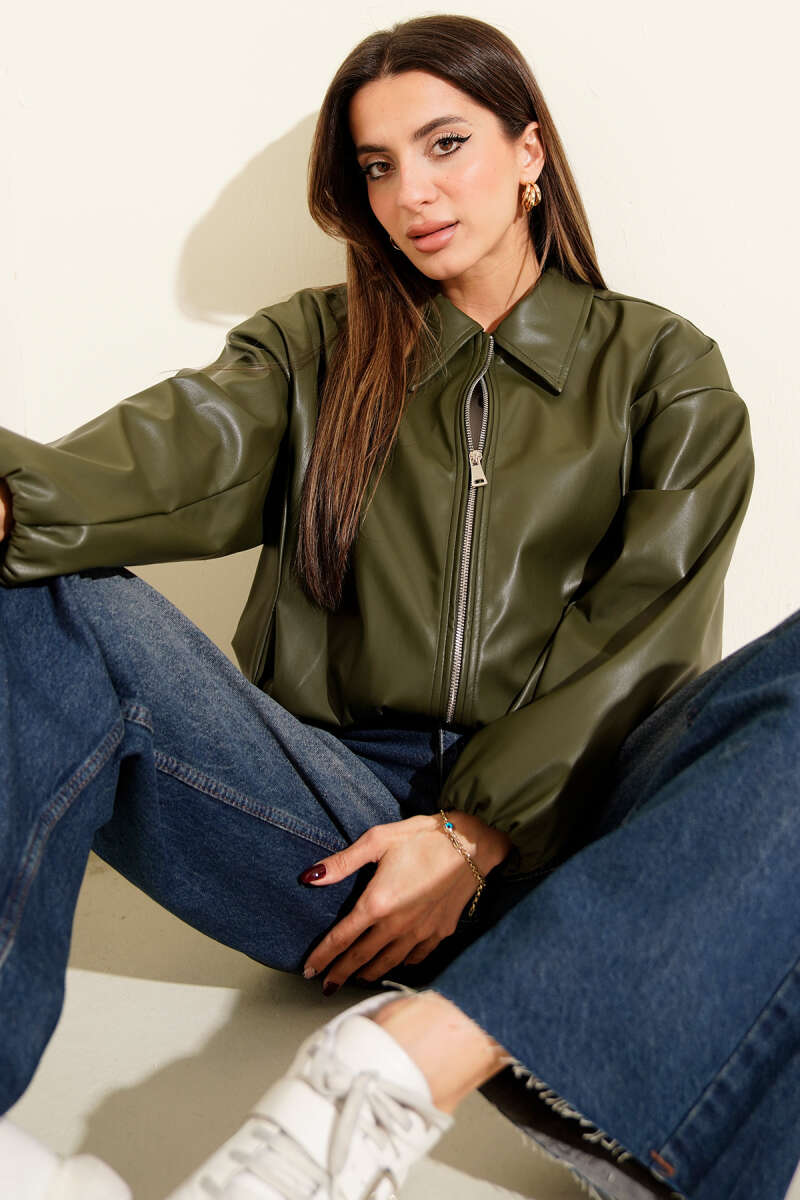 Lederjacke mit Hemdkragen und Reißverschluss