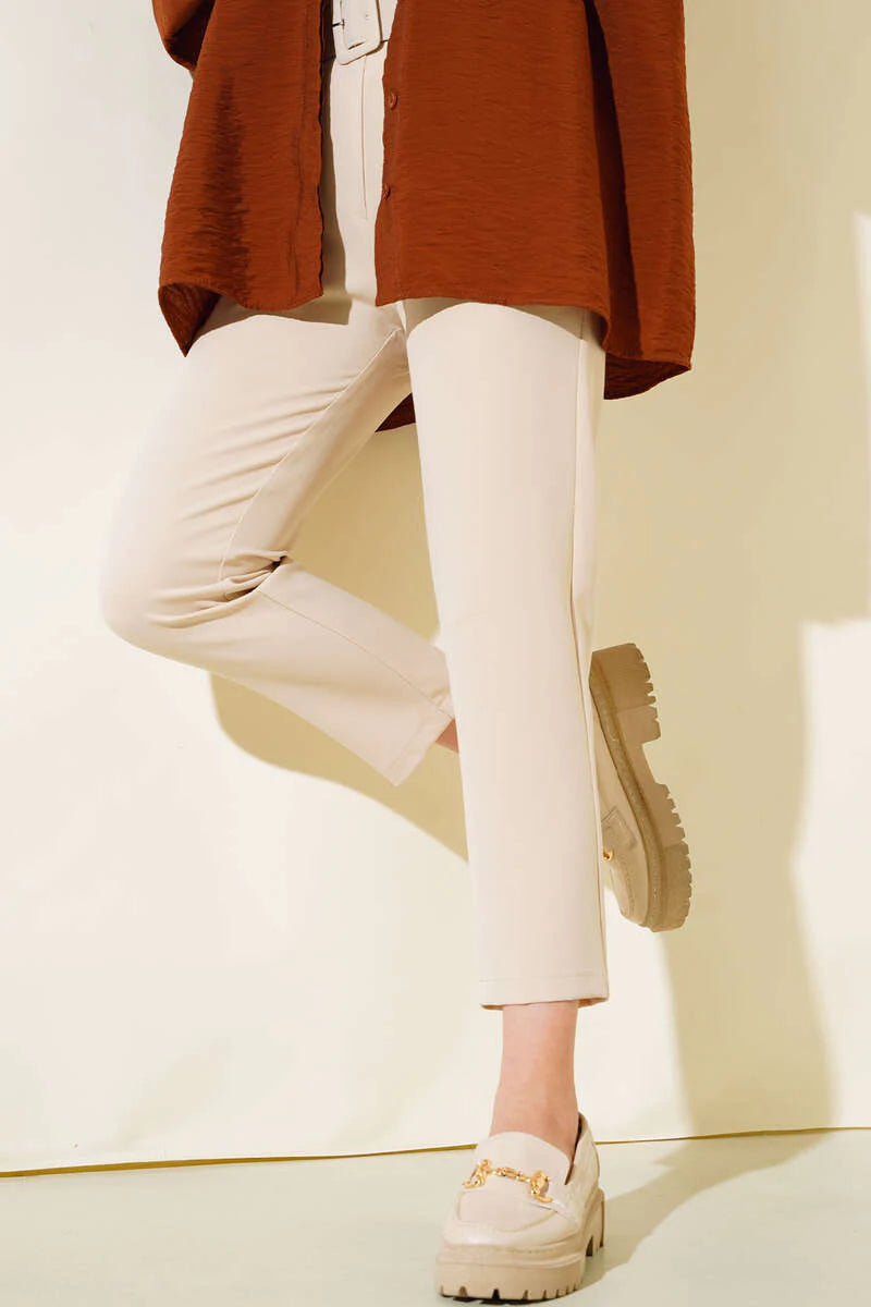 Stoffhose mit Gürtelschlaufen