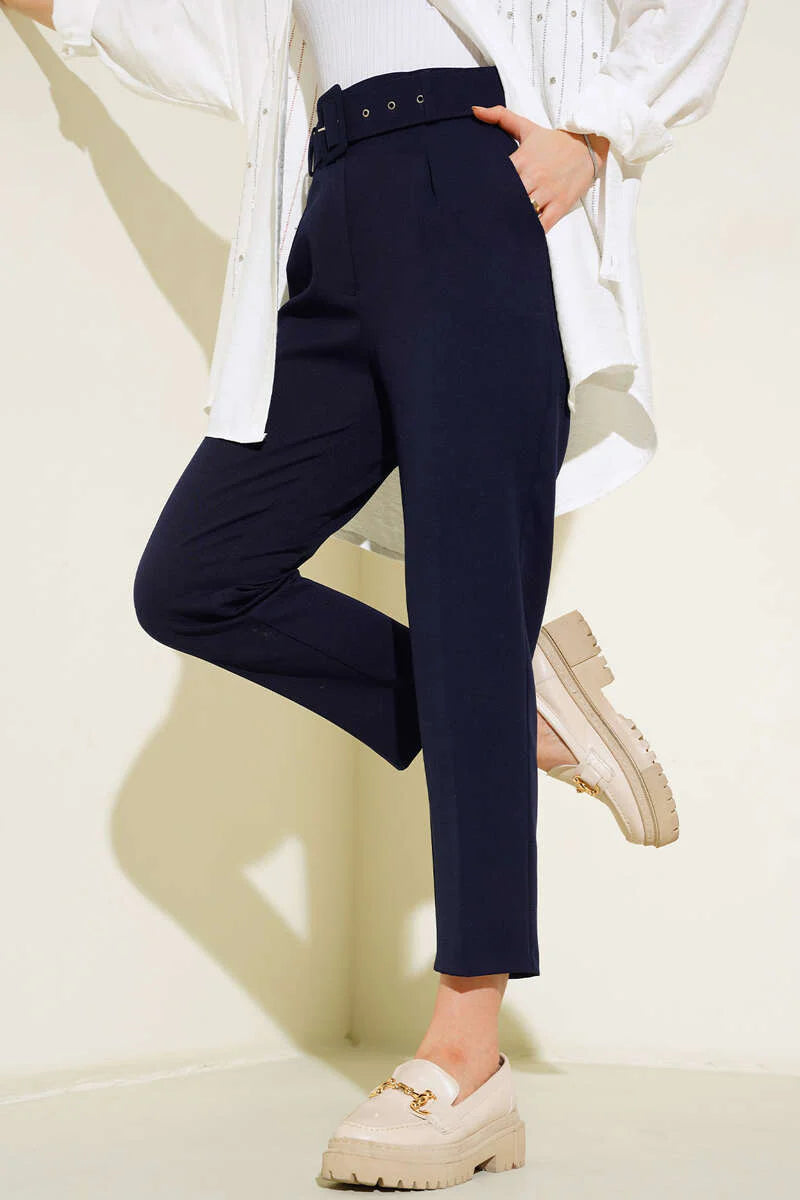 Stoffhose mit Gürtelschlaufen