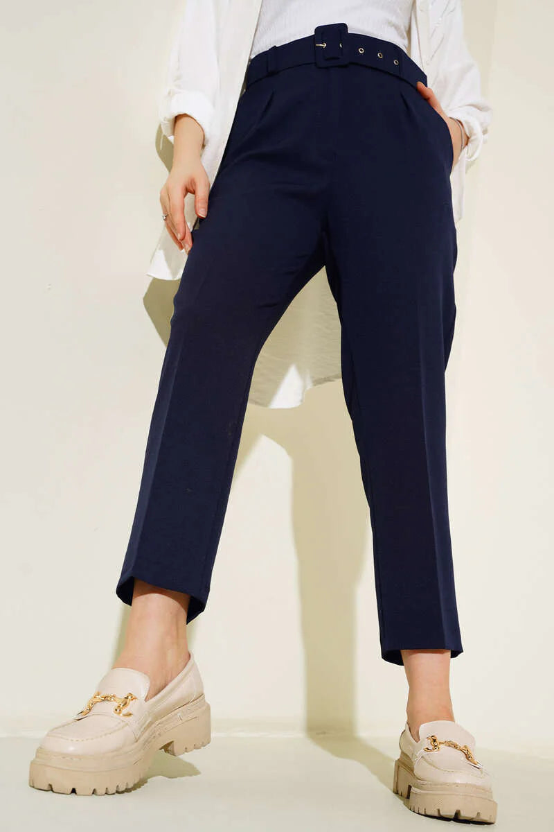 Stoffhose mit Gürtelschlaufen