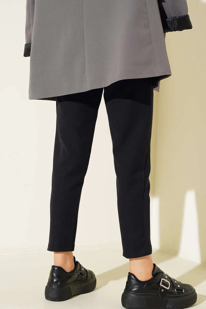 Stoffhose mit Gürtelschlaufen